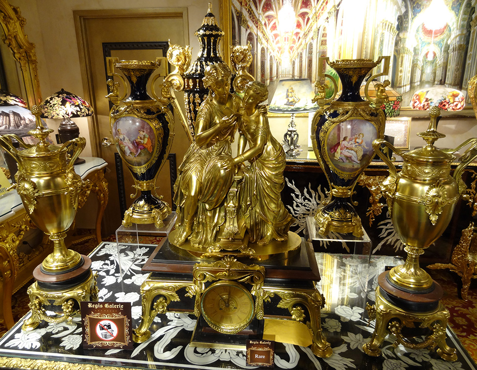 Luxury Lamps & Art, Regis Galerie, Venetian Las Vegas