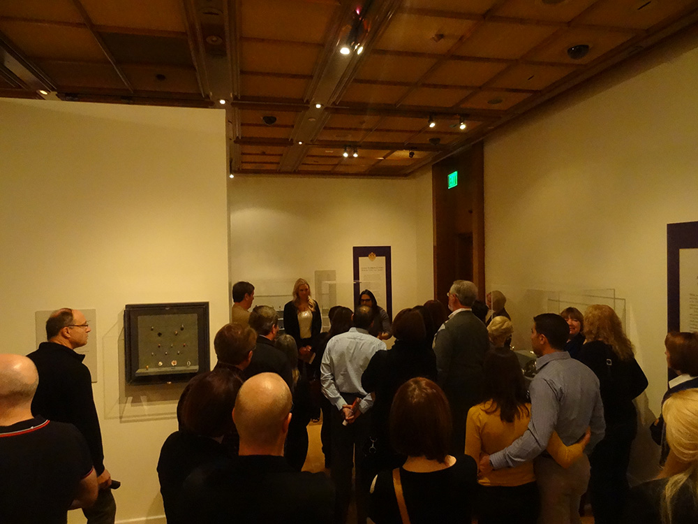 Art-&-Wine-Pairing-Discussion,-Bellagio-Gallery-of-Fine-Art,-Las-Vegas