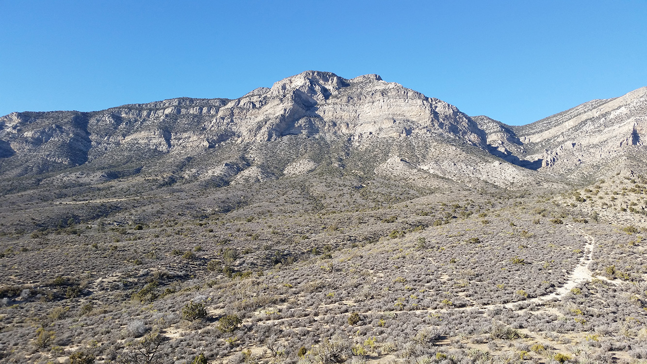 Hiking-along-Keystone-Thrust-Trail,-Red-Rock-Canyon,-Las-Vegas