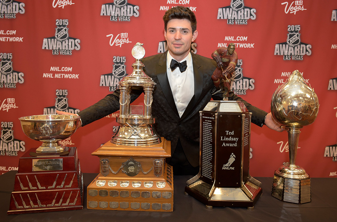 Carey-Price-of-the-Montreal-Canadiens-poses-with-his-four-awards,-Las-Vegas,-2015-NHL-Awards