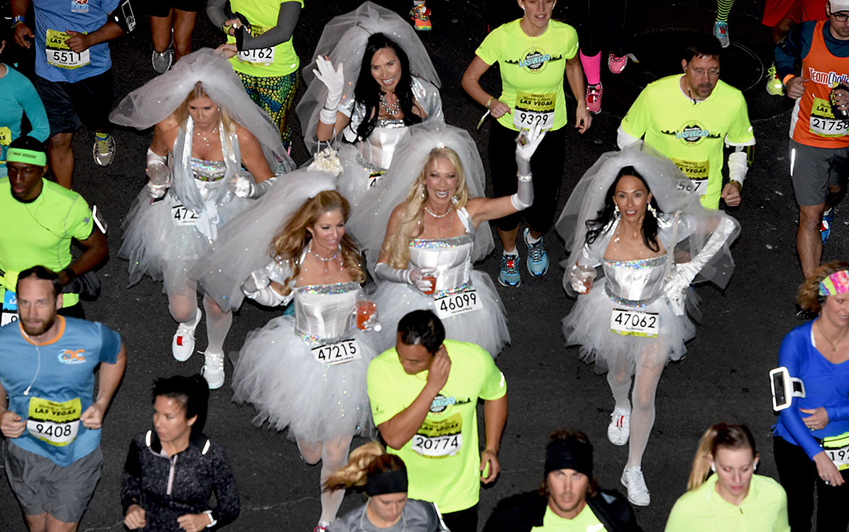 Photo Highlights 45,000 Join Las Vegas Rock 'n' Roll Marathon