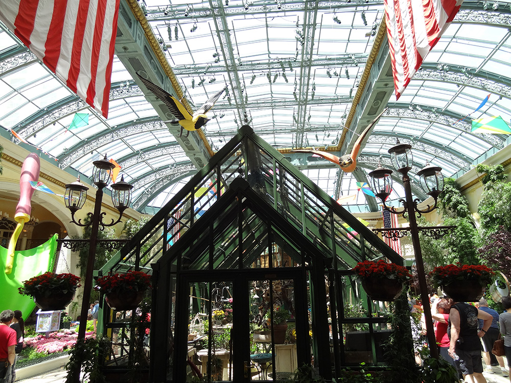 Greenhouse Aviary, Summer Celebration Bellagio Conservatory, Las Vegas 2014