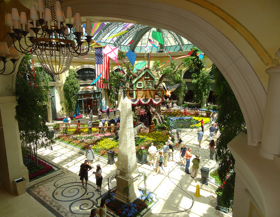 Celebrate summer in Las Vegas at Bellagio's Conservatory - Las