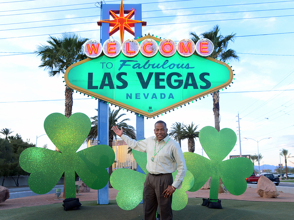 Welcome to Las Vegas Sign Green St Patricks Day With Flag 2