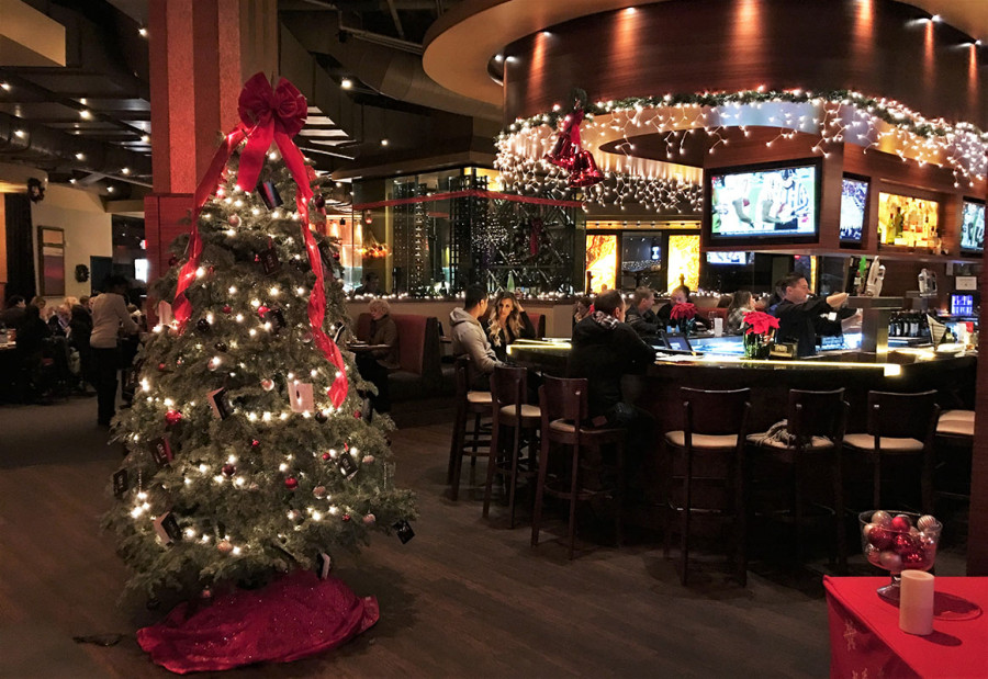 Christmas Holiday Dining at Crave Restaurant, Downtown Summerlin, Las Vegas